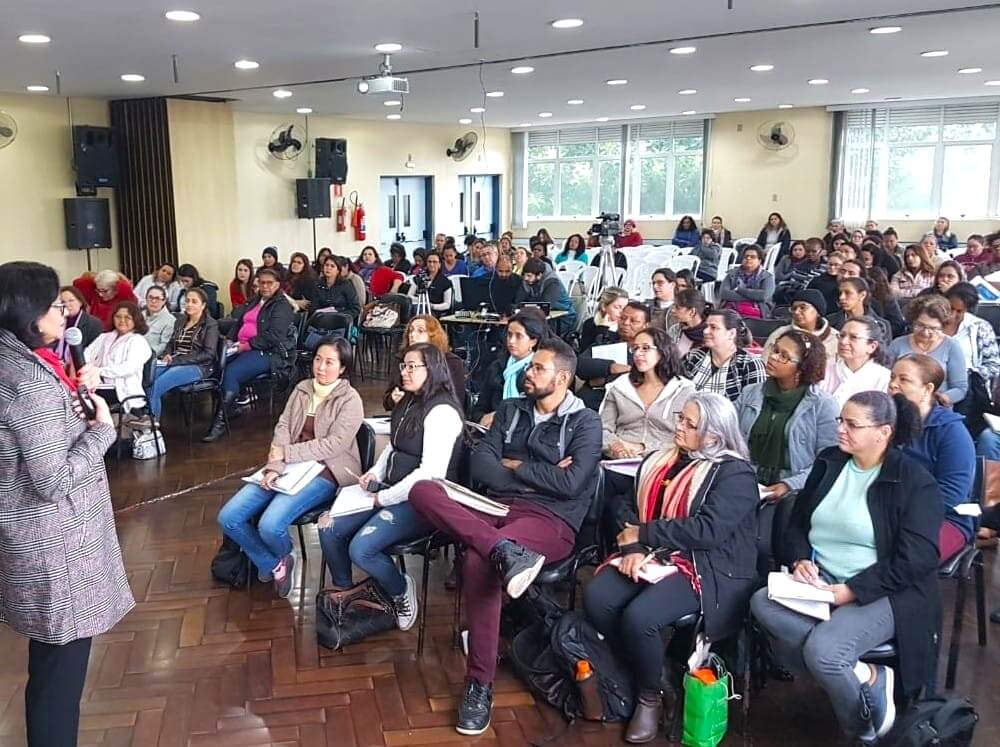 Palestra sobre envelhecimento ativo e curso de vida no V Forum Forum da Longevidade Bradesco Seguros e Previdência. [ 2010 ]